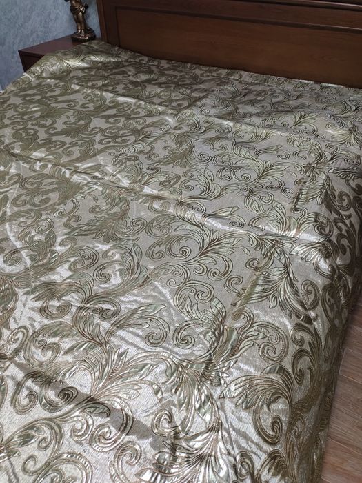 Продам покрывало новое