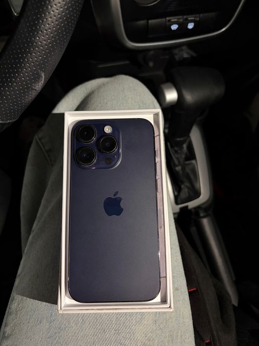 Продам Айфон 14 Pro