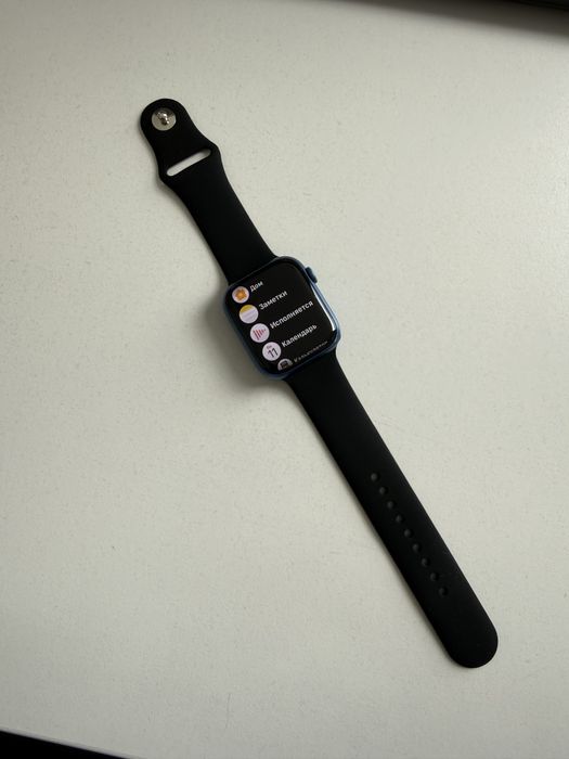 Продам apple watch 7 45mm