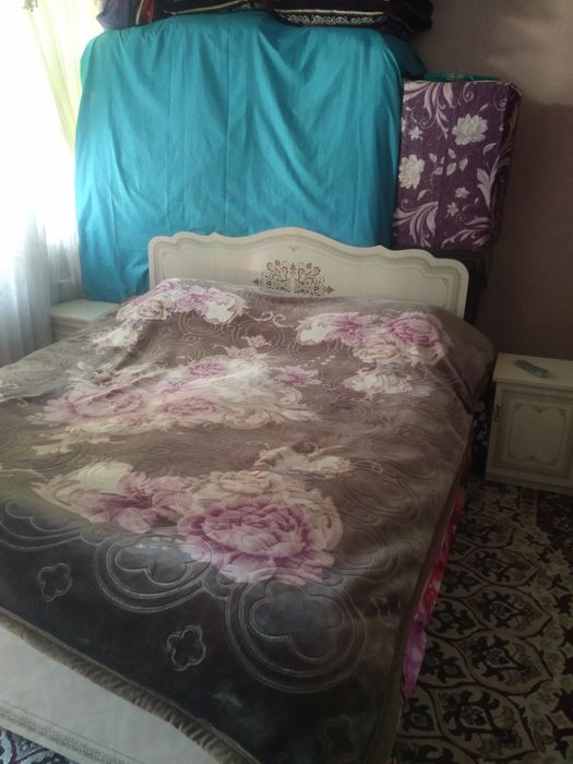 Hovli 3 sotik tayyor