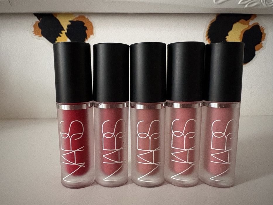 Set 5 rujuri matte NARS