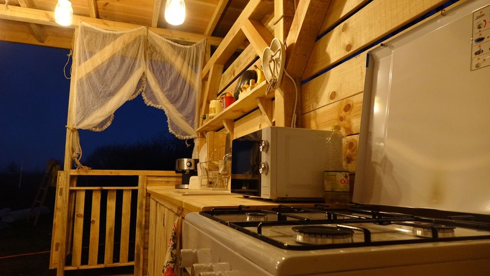 Продавам каравани на морето