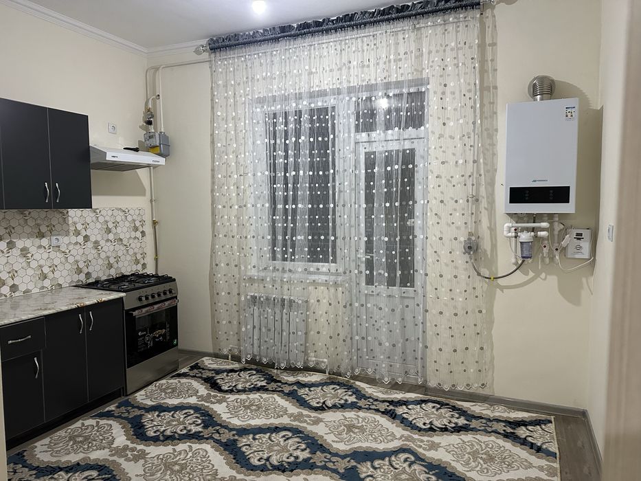 3 хонали квартира узок муддатга ижарага берилади.