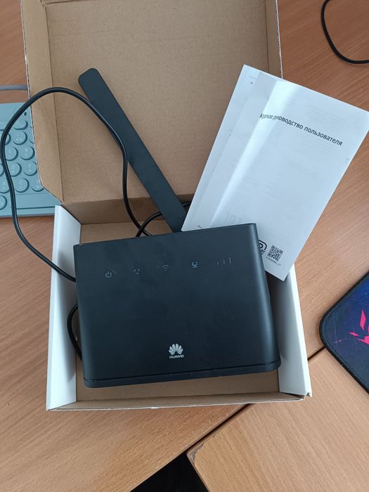 Продам роутер Huawei