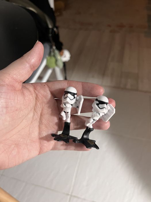 Kinder Звездные Войны фигурки