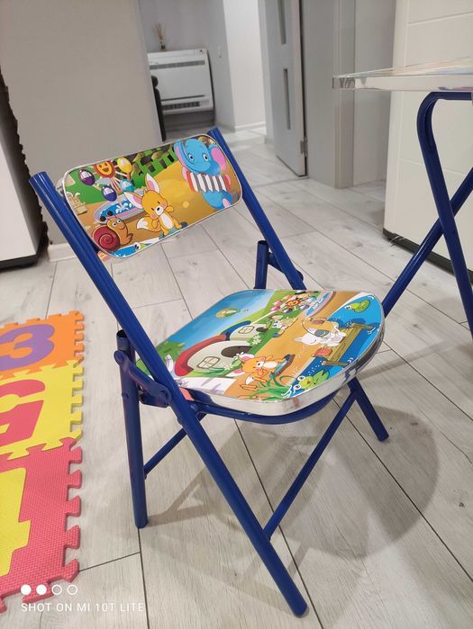 Детски комплект маса с столче