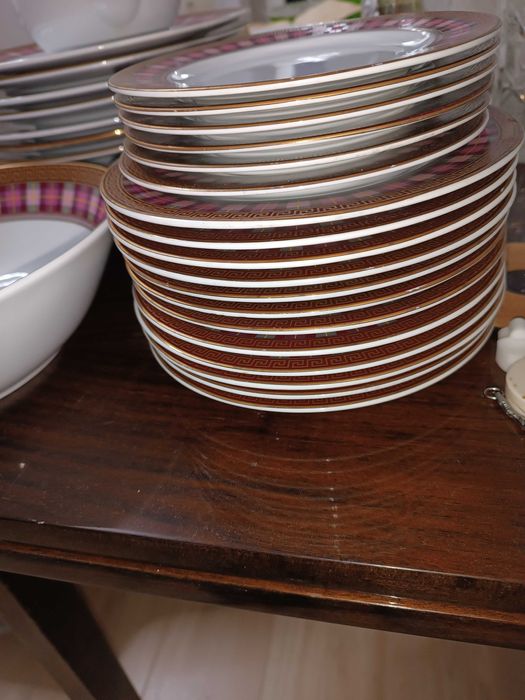 Продам набор посуды