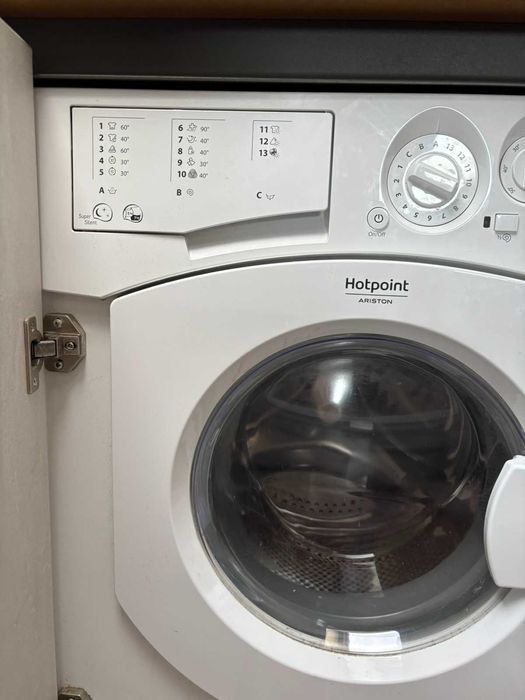 Пералня със сушилня Аристон-CAWD129 за вграждане на части