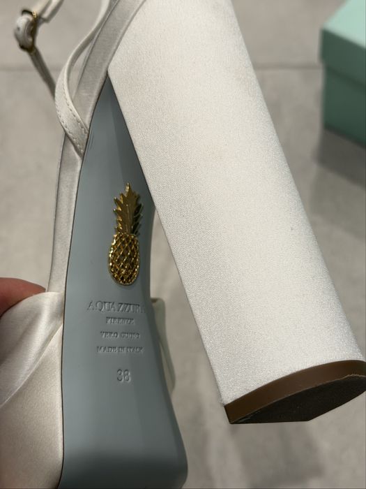 Токчета с платформа Aquazzura