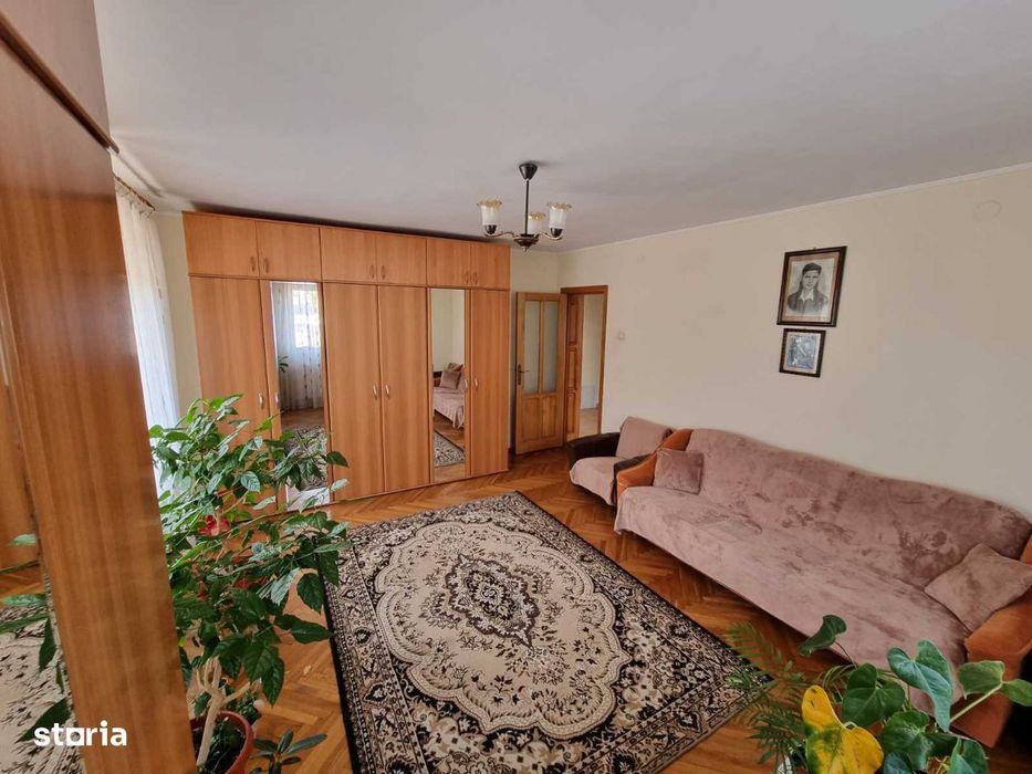 Vila in Calinesti, Arges -15min de Pitesti, toate utilitatile