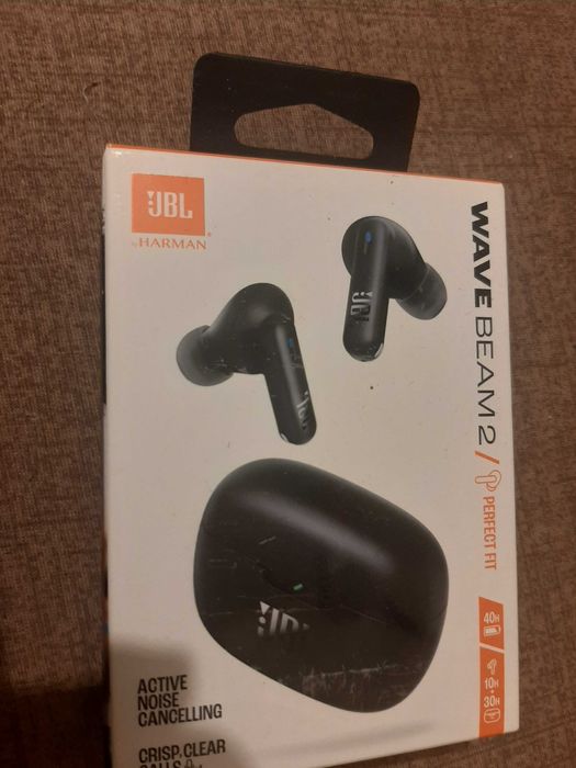 Продавам  слушалки  JBL