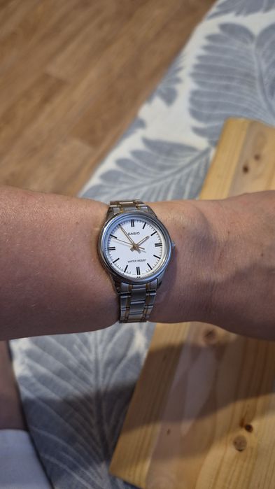 Женские часы Casio