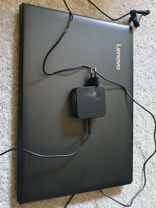 Laptop Lenovo i5 6200U cu accesorii