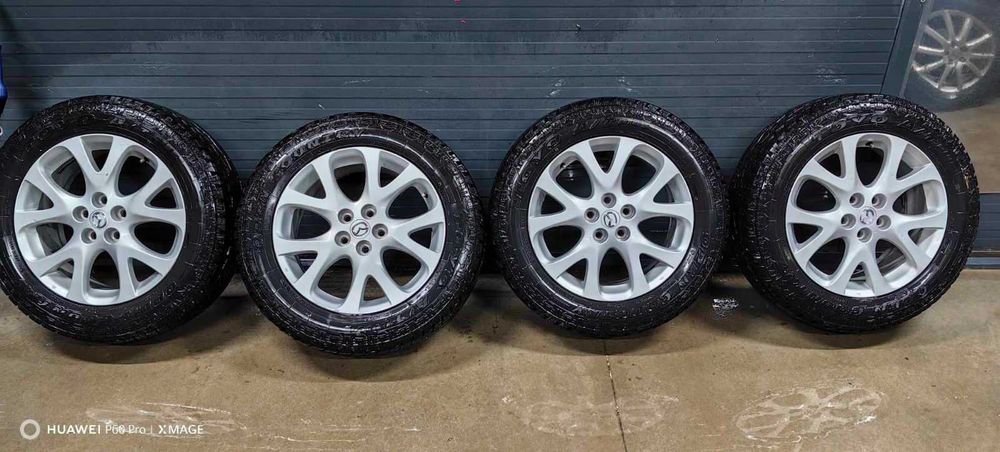 Гуми с джанти в много добро състояние без заварки и изкривяване