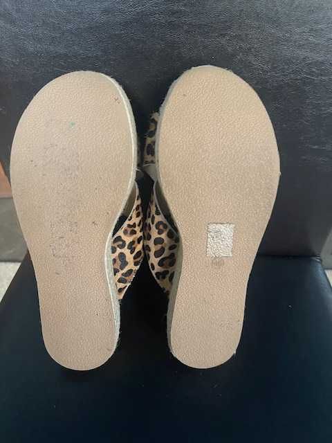 Papuci cu piele de ponei model leopard