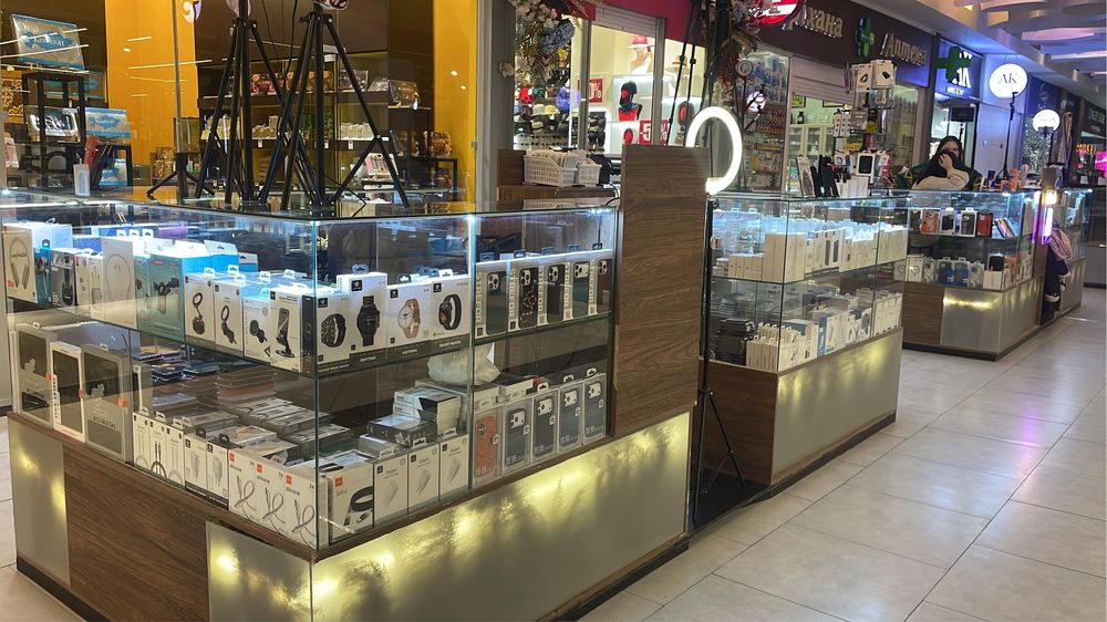 Продам островок сотовых аксессуаров