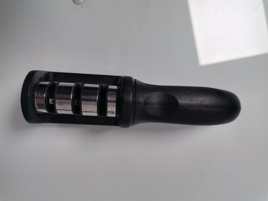 Ascutitori cutite la bucata sau en-gros