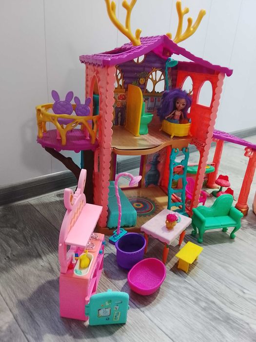 Игровой домик для кукол