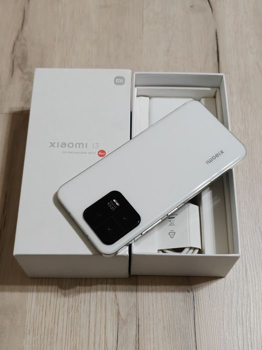 Xiaomi 13 256 gb Ram 12 5G global