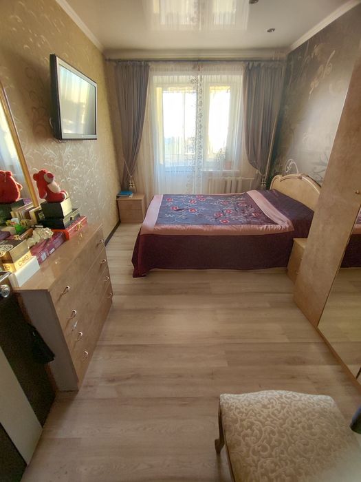 Продается 4-комн (9-41, 4 эт)