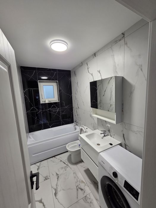 Vand  casa individuala la cheie complet mobilata 350mp teren