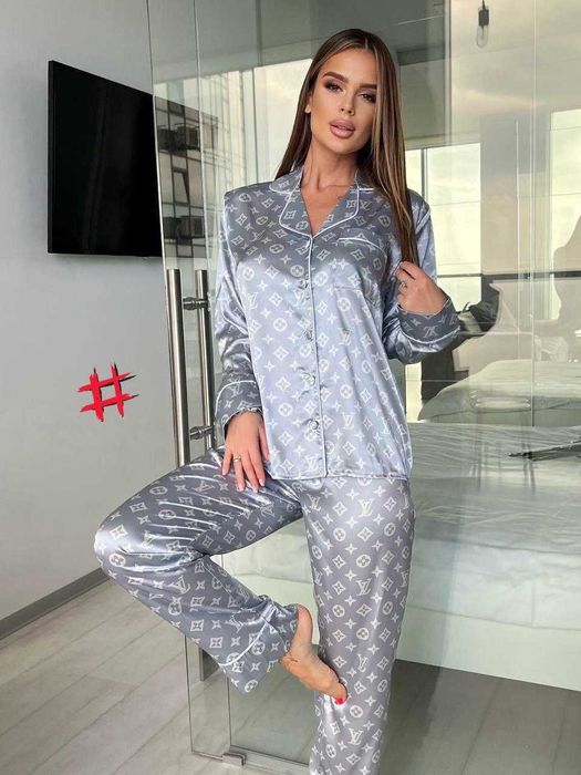 Compleu dama din satin