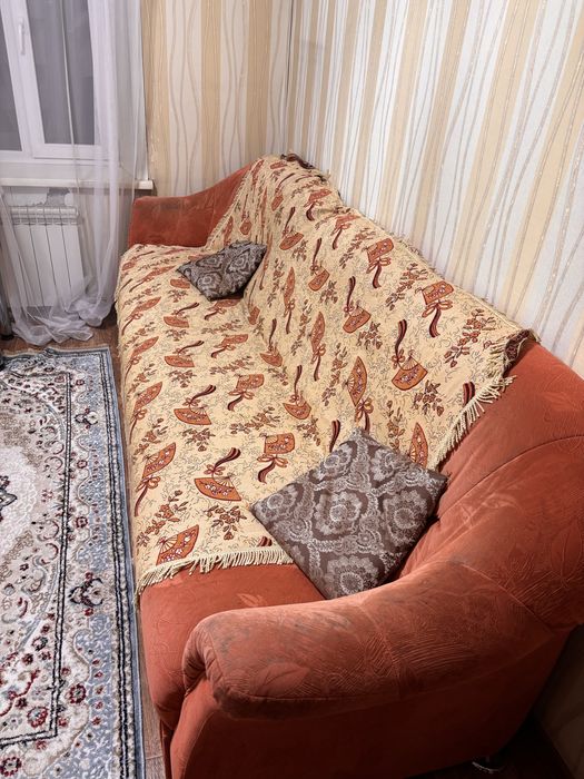 Продам диван в хорошем состоянии
