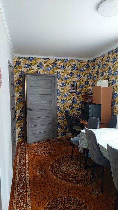 Продам частный дом 7.8 соток .