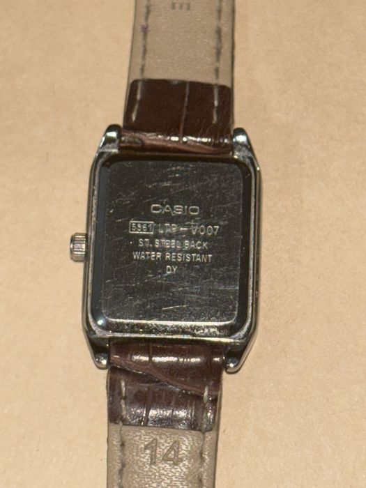 Продам часы Casio