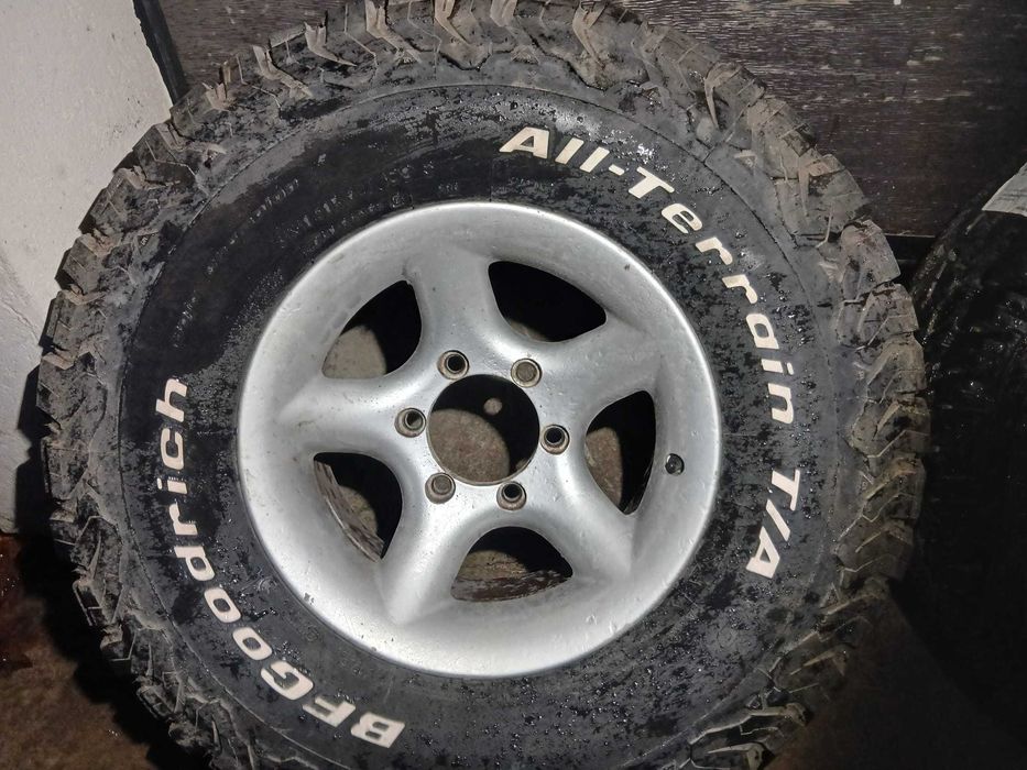 Set 4 roti off road Toyota Hylux  4Runner, distantiere 5 cm ecartament