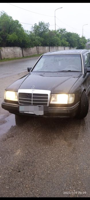 Продам Мерседес 124