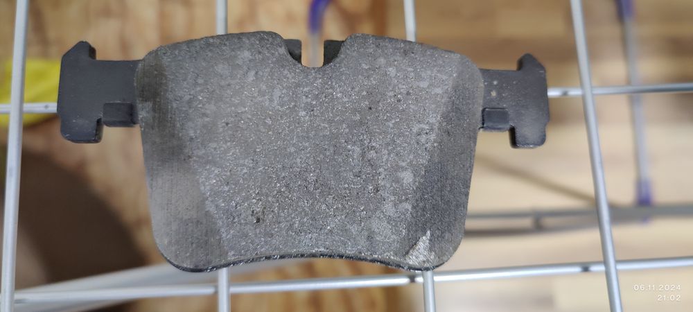 Передние колодки