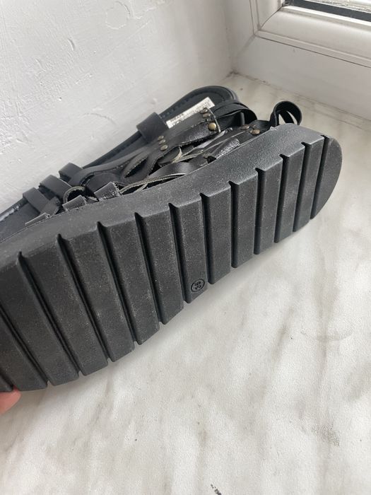 Кожанные босоножки