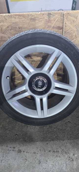 AUDI S6 джанти със гуми 235/45/17  7,5J×17. ET45. 5×112 цо56,6