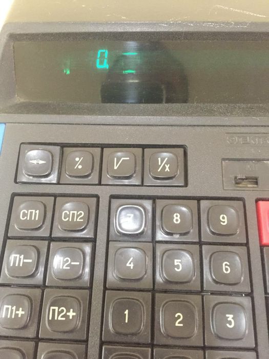 Микрокалькулятор электронный