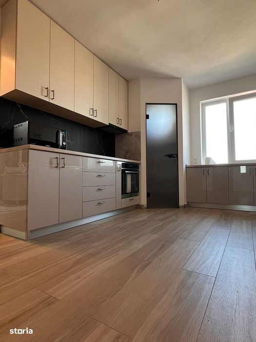 Apartament tip C, 2 camere, recent renovat,  prima inchiriere, Decebal