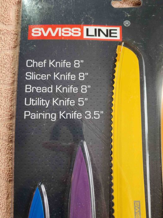 комплект из пяти кухонных ножей