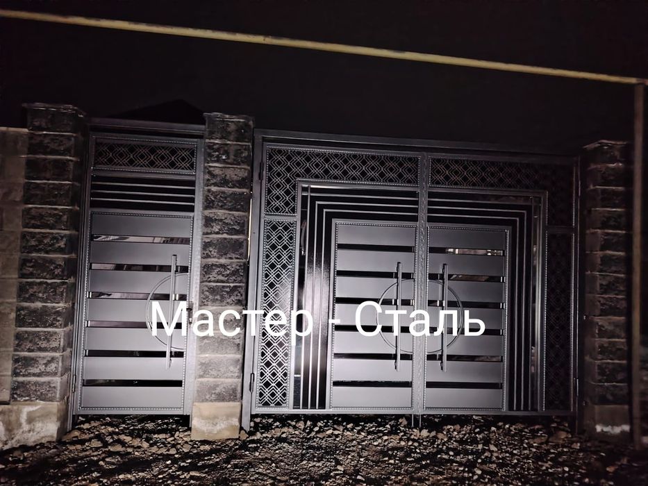 Ворота в Талдыкоргане