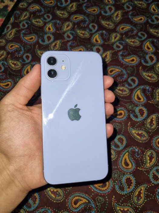 Iphone12 Xolati yaxshi 256xotira 80% yomkist