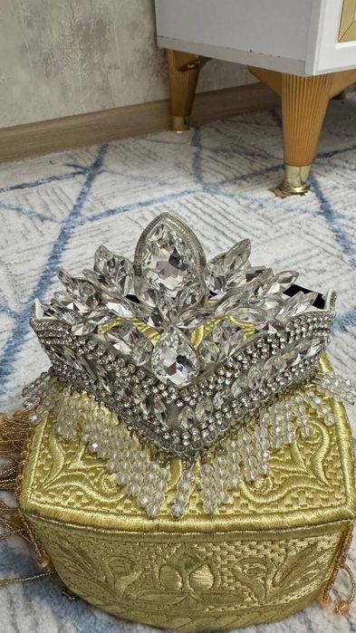 Diadema Fata Qo'shib beriladi