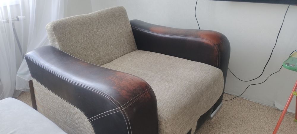 Продам кресло б/у