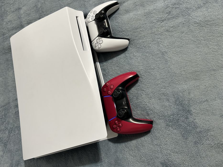 PS 5 FAT два джойстика