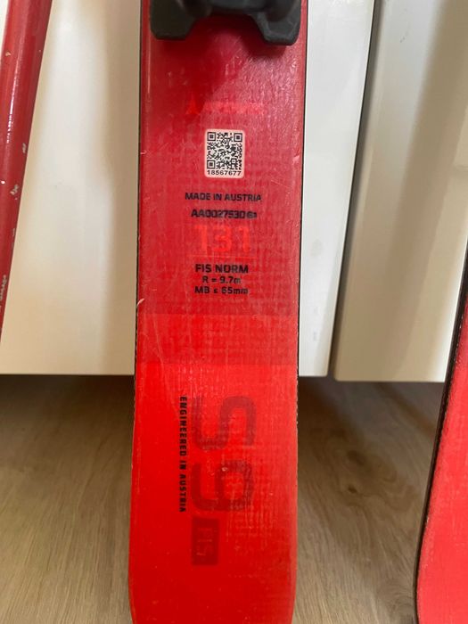 СКИ SL 131  FIS Norm + Обувки №36 Atomic JR 60 + щеки Leki 100см.