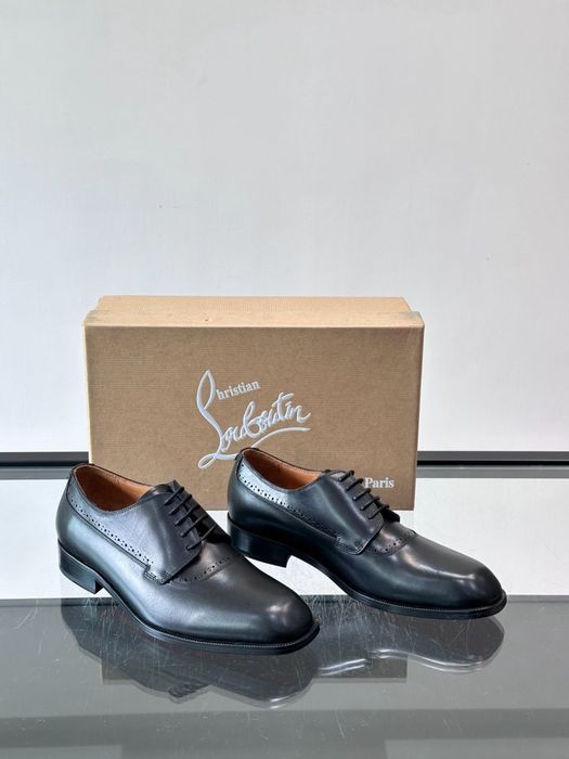 Pantofi Christian Louboutin , calitate premium , pe comanda , noi , 43