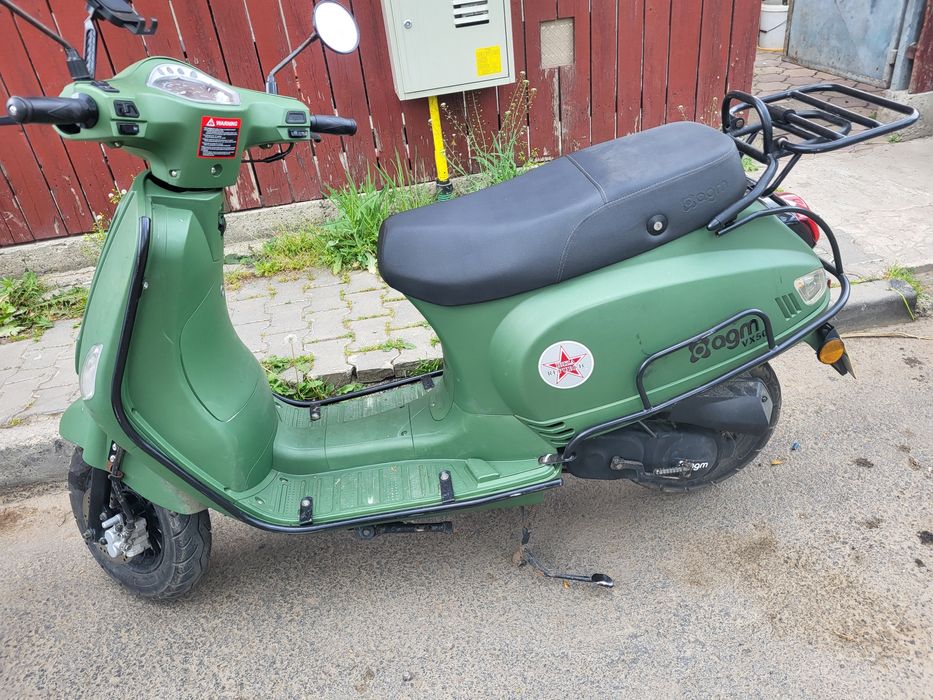 Vand scuter agm fara permis 50cc