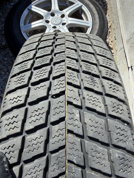Лети джанти 17 5x114.3 с гуми 225/60/17 за Hyundai Tucson