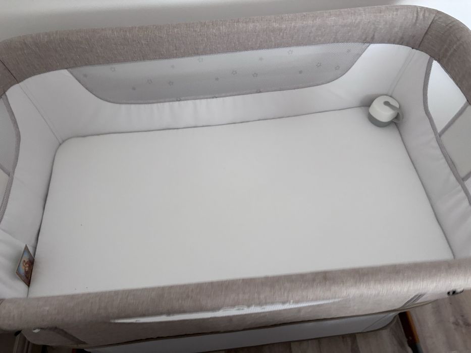 Vănd pătuț co-sleeper Momi