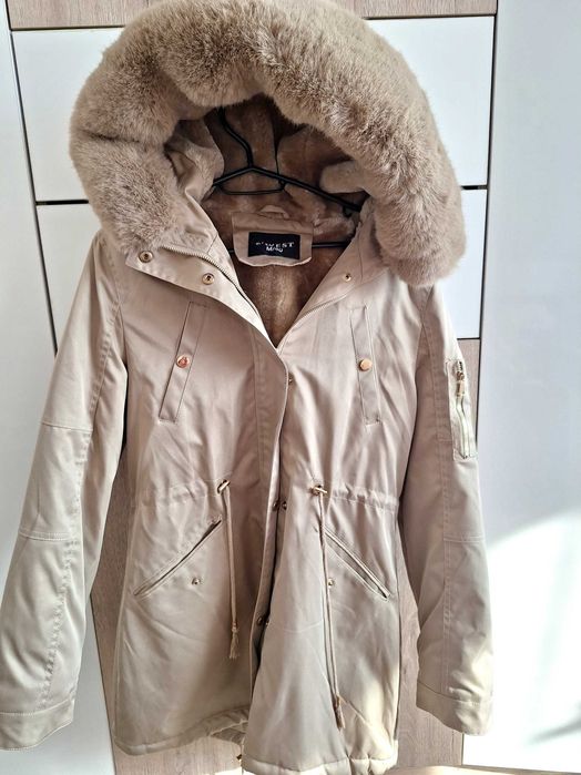 Зимна парка като нова обличана два пъти много топличка!