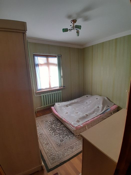 4 xonali 4-qavatda joylashgan yevroremont uy mebel texnikasi bilan