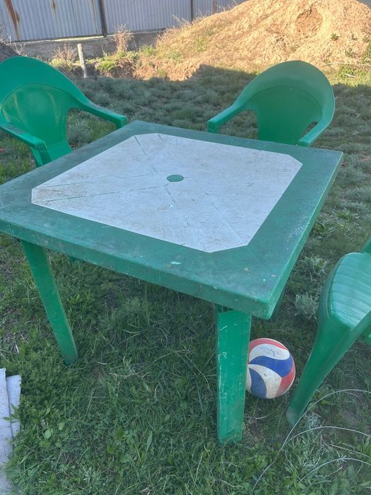 Продаю стол стуля